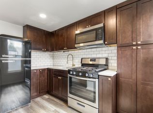 2468 NW Vaughn St, Portland, OR 97210