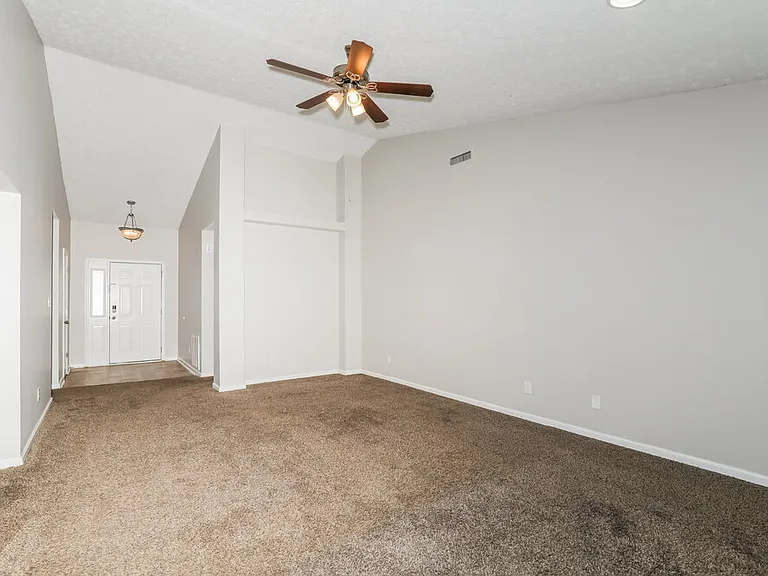 5309 Waterton Lakes Dr — Photo 4