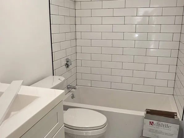 145 Orient St APT 3, Worcester, MA 01604