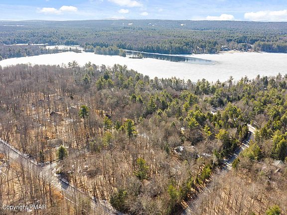 3rd image of Cedar Knoll Way