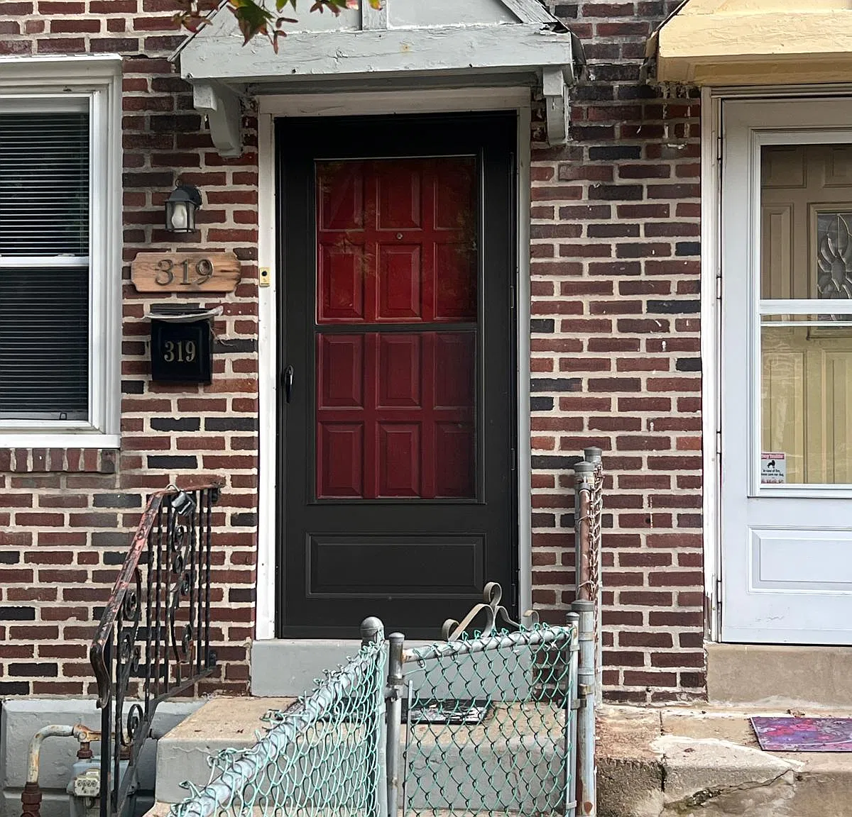 3 bed, 1.5 bath, 1600 sqft, $1,595 — Photo 1