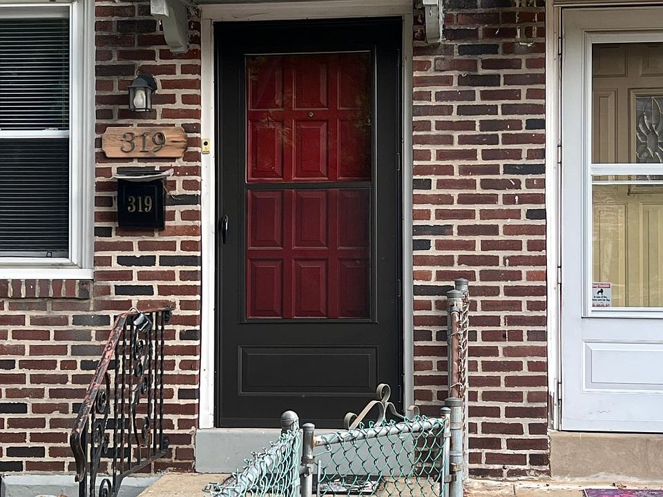 1st image of 319 W 21st St