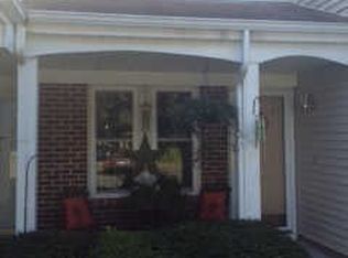 201 Haddon Hollow Ct, Middle Island, NY 11953