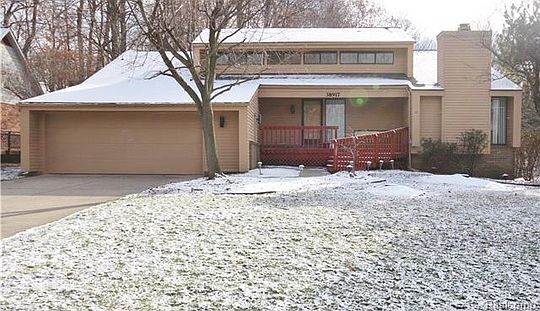 1st image of 38917 Holsworth Ct
