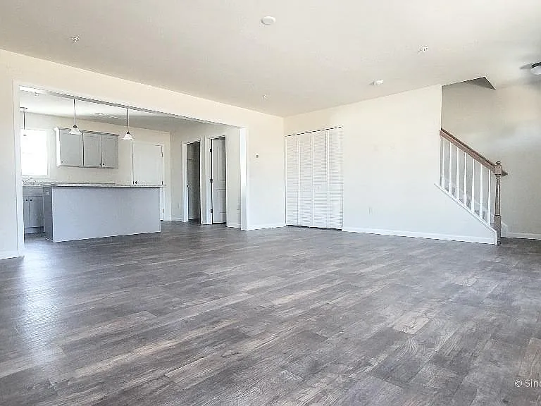10 Skip Ln — Photo 2