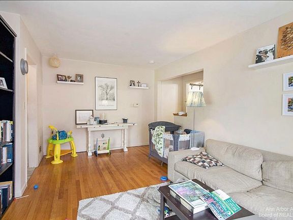5th image of 1712 E Stadium Blvd #1712