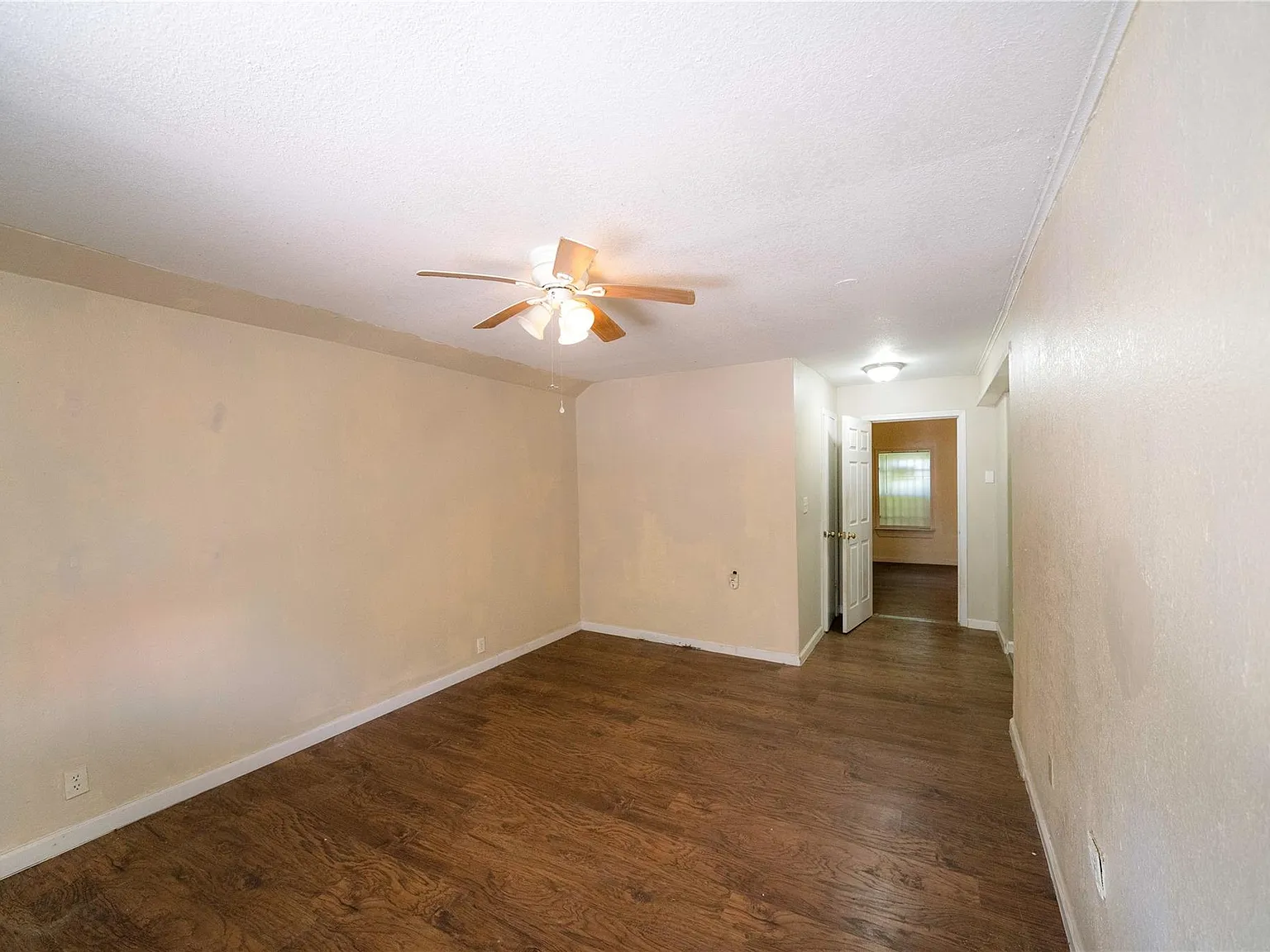 1 bed, 1.0 bath, 600 sqft, $750 — Photo 1