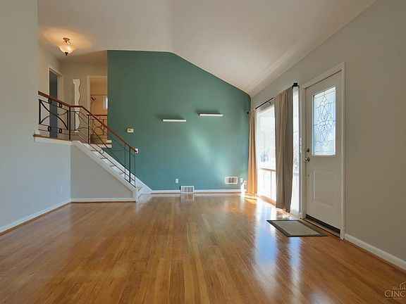 3rd image of 3371 Greenway Ave