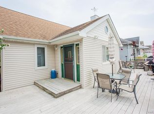 16 November Walk, Long Beach, NY 11561