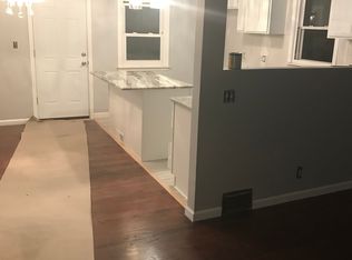 23060 Church St, Oak Park, MI 48237
