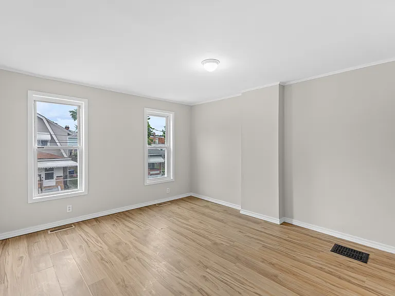 1369 City Park Ave — Photo 15