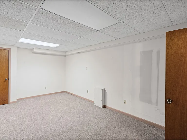 11129 Ash St — Photo 38