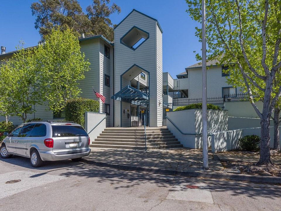 1st image of 340 Grand Blvd APT 17
