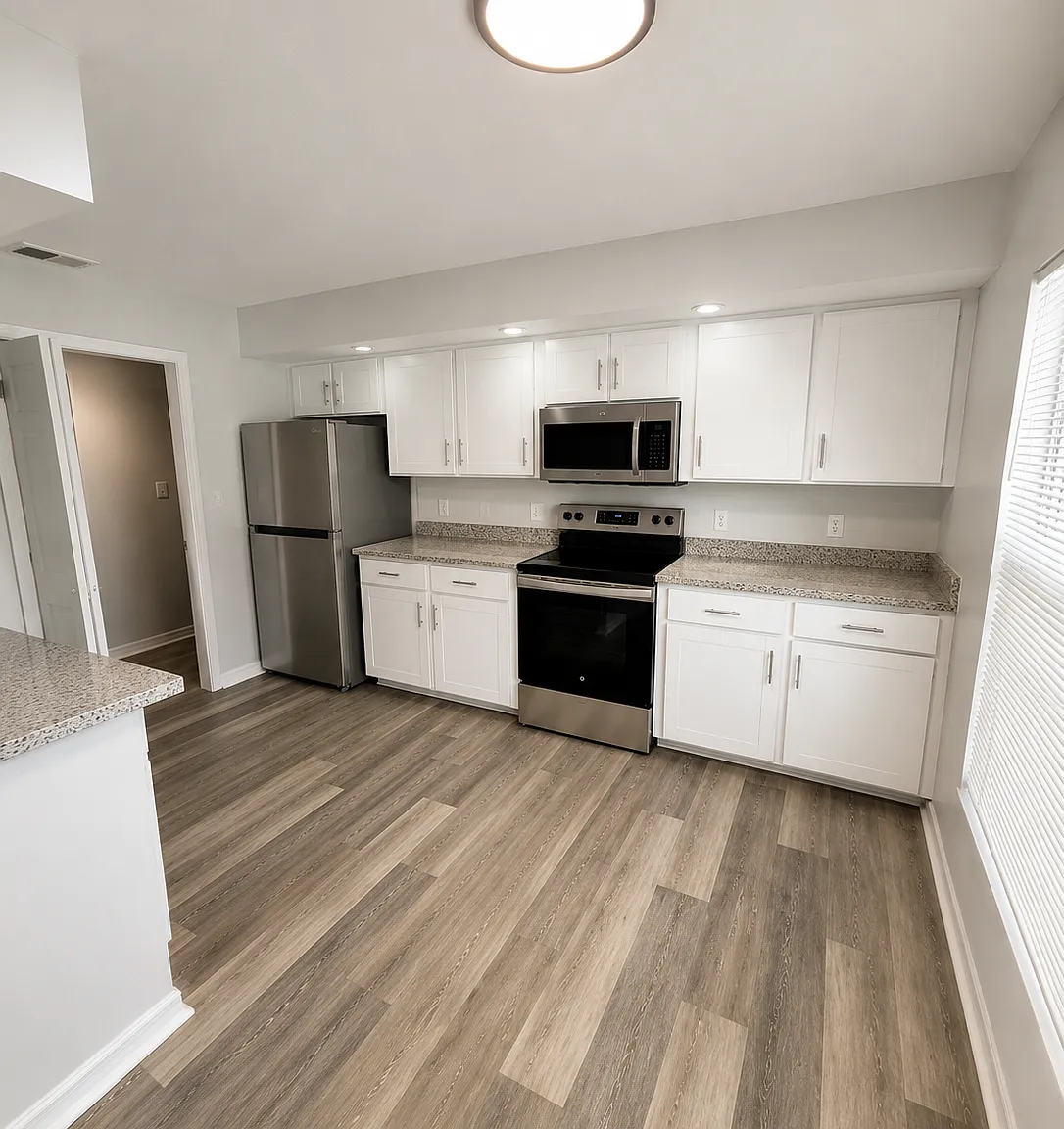 3 bed, 1210 sqft, $1,675 — Photo 3