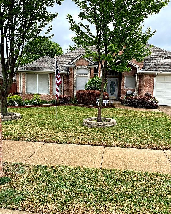 1st image of 712 Amherst Dr