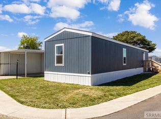 850 Parkway Dr Trailer 35, Blackfoot, ID 83221