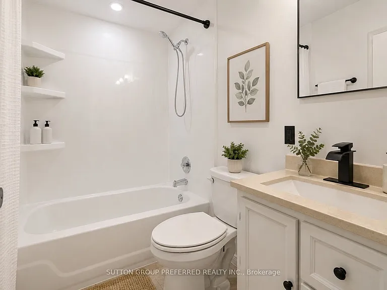 385 Avondale Rd — Photo 15