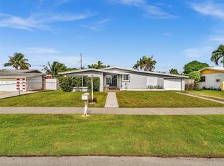 17320 SW 117th Ave, Miami, FL 33177