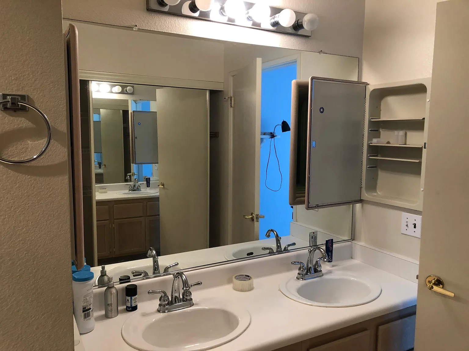 2 bed, 925 sqft, $3,400 — Photo 4