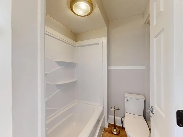 16 E Tulane Rd — Photo 10
