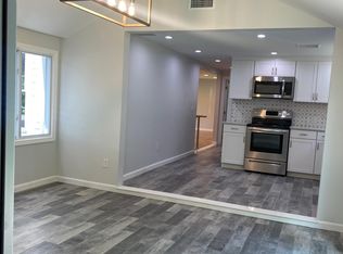 50 Gavel Ave, Warwick, RI 02888