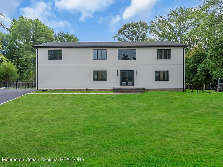 265 Whalepond Rd — Photo 32