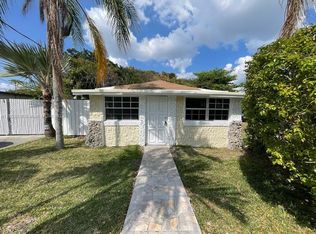 11881 SW 220th St, Miami, FL 33170