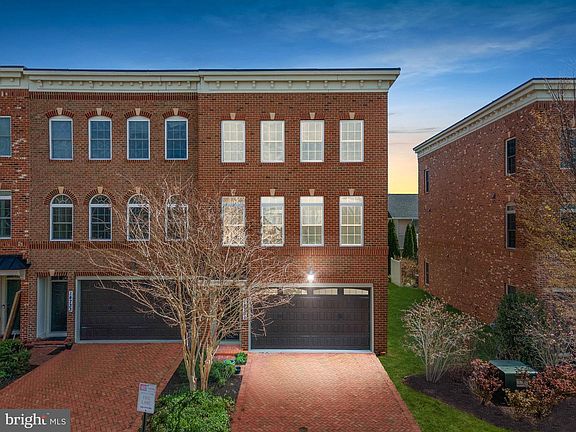 3rd image of 14731 Wootton Crossing Ct