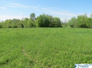 154 Richard Brannum Cir, Owens Cross Roads, AL 35763