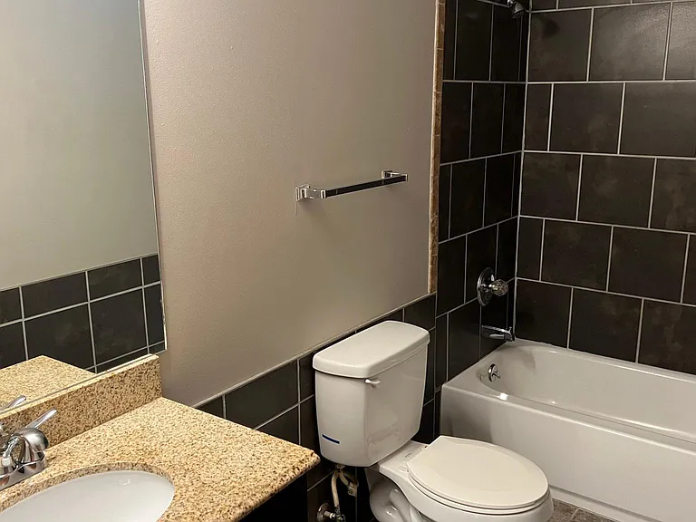 210 Candace St — Photo 9