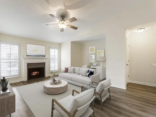 210 Granville Ct, Sandy Springs, GA