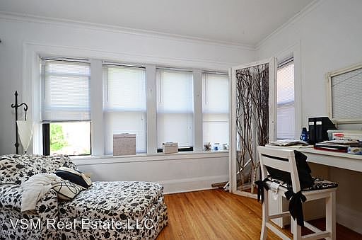 5th image of 601 Park St APT 2