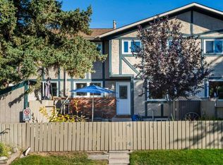 203 W Lynnview Rd SE #8N, Calgary, AB T2C2C6