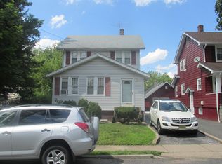 267 Galvan Pl, Bergenfield, NJ 07621
