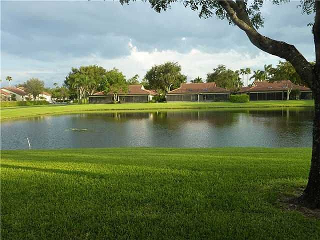 Home For Sale In Palm Chase Lakes