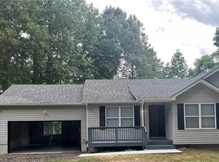 863 Campers Ln, Ruther Glen, VA 22546