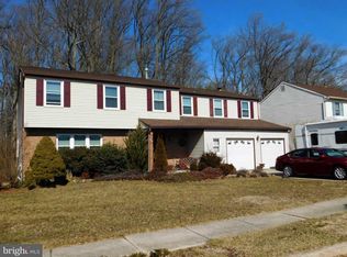 83 Twin Ponds Dr, Sewell, NJ 08080