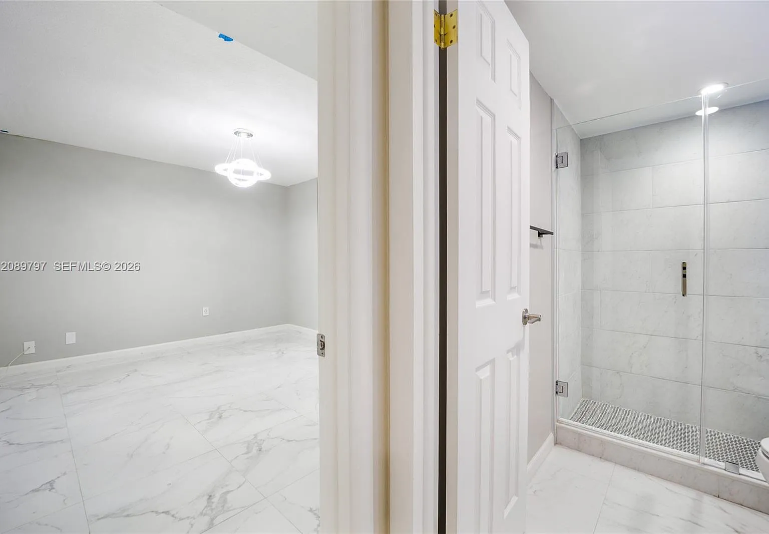 Samari Lake East Condo — Photo 3