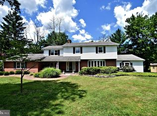 101 Holly Dr, Lansdale, PA 19446
