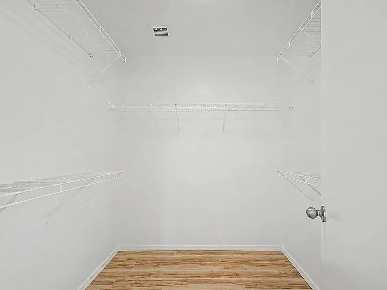14718 N 154th Ln — Photo 18