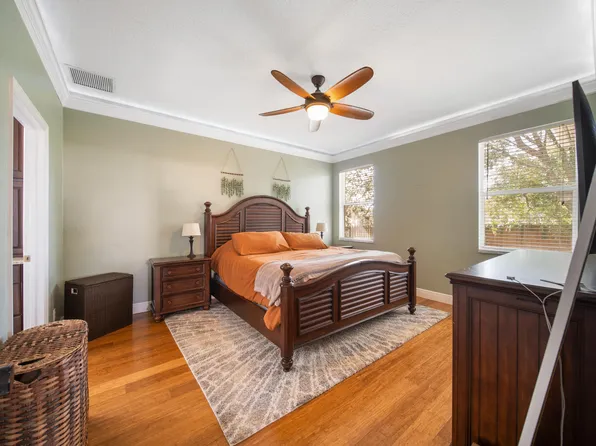 565 NW Salina Terrace, Port St Lucie, FL 34983