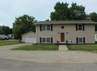 304 7th St, La Porte City, IA 50651