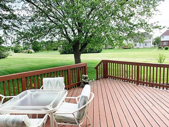 5th image of 4728 Azalea Dr