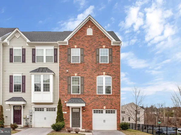 2 Gates Mill Ct, Baltimore, MD 21227