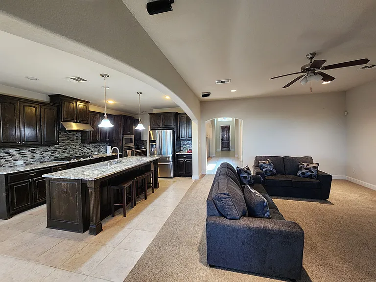 813 Warwick Blvd — Photo 15