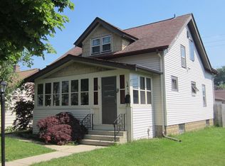 413 Marshall Ave, South Milwaukee, WI 53172