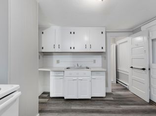 4 Water St #3, Newmarket, NH 03857