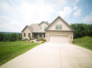 131 Orchard Dr, Manor, PA 15665