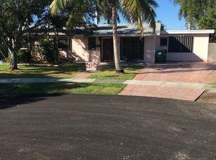 9560 SW 188th Ter, Cutler Bay, FL 33157