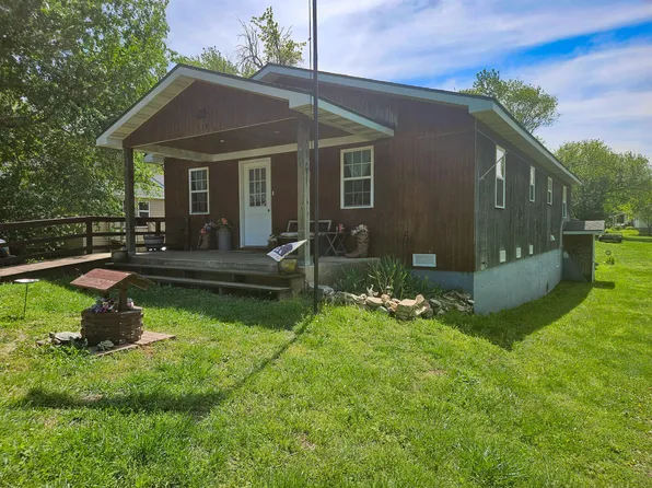 119 E James Street, Mountain View, MO 65548